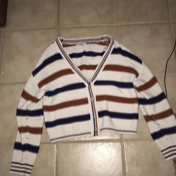 Sweater - Picture 2 of 3